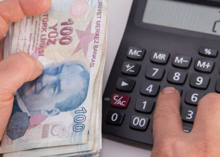 Asgari ücrete tek zam sinyali 1 Memurların toplu sözleşme görüşmeleri 1 Ağustos’ta başlıyor: Ne kadar zam isteniyor?