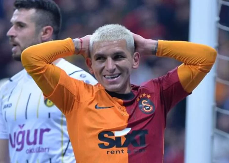 Torreira Galatasaray'dan ayrılıyor mu? Veda gibi paylaşım sonrası açıklama 1 Torreira Galatasaray’dan ayrılıyor mu? Veda gibi paylaşım sonrası açıklama