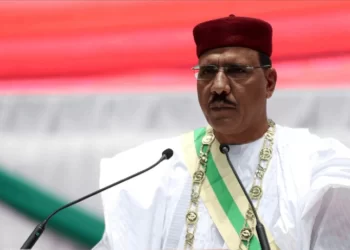 Nijer’de darbe girişimi! Cumhurbaşkanı alıkonuldu