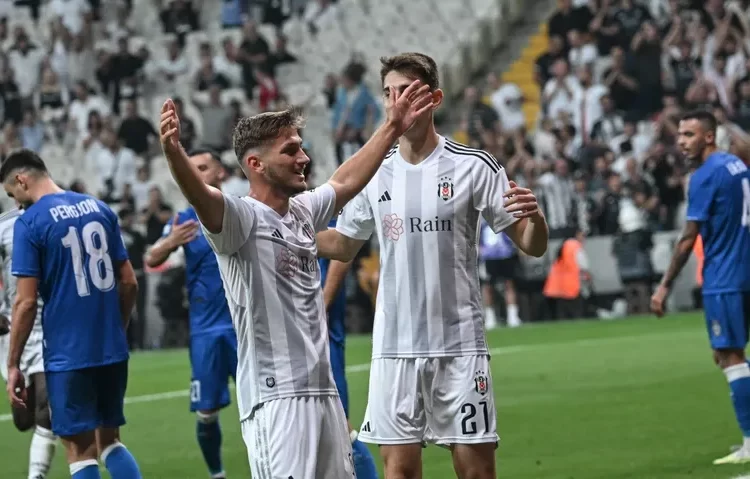 Semih Kılıçsoy, Beşiktaş tarihine geçti 1 Semih Kılıçsoy, Beşiktaş tarihine geçti