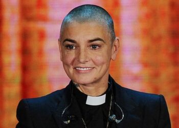 İrlandalı efsane şarkıcı Sinéad O’Connor, hayatını kaybetti
