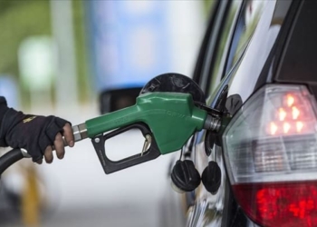 KDV artışı pompaya yansıdı: Benzin ve motorine zam