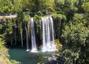 Düden Şelalesi kurumak üzere