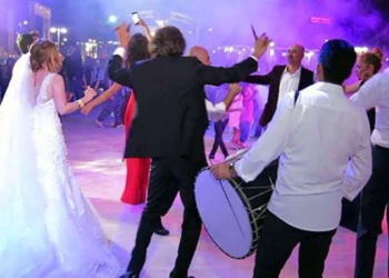 Bursa’da kadın ve erkeklerin düğünde birlikte eğlenmesi yasaklandı