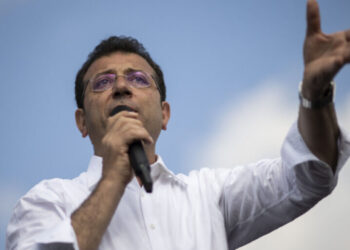 İmamoğlu’ndan ‘yeni bir siyasal örgütlenme mimarisi’ önerisi