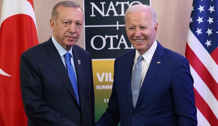 Pulitzer ödüllü gazetecinin iddiası: Biden, İsveç’in NATO üyeliğine karşılık IMF kredisi teklif etti 1 Pulitzer ödüllü gazetecinin iddiası: Biden, İsveç’in NATO üyeliğine karşılık IMF kredisi teklif etti