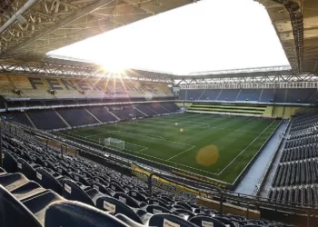 İddia: Fenerbahçe stadının ismini değiştirecek