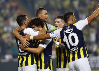 Fenerbahçe, yeni transferleriyle Zimbru’yu beş golle geçti