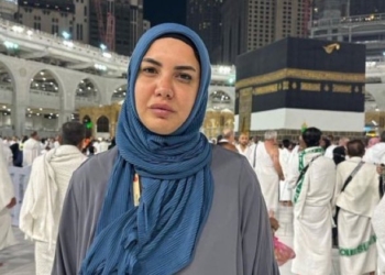 Umre fotoğrafı tepki çekmişti! Fulya Öztürk eleştirilere yanıt verdi