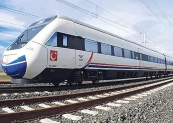 Hızlı tren biletlerine yine zam