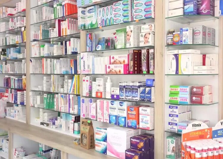 Resmi Gazete'de yayımlandı: İlaç fiyatlarına dev zam 1 Resmi Gazete’de yayımlandı: İlaç fiyatlarına dev zam