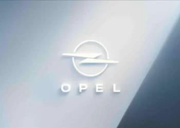 Opel yeni “Şimşek” logosunu tanıttı