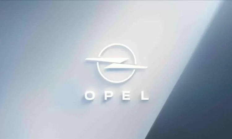 Opel yeni "Şimşek" logosunu tanıttı 1 Opel yeni “Şimşek” logosunu tanıttı