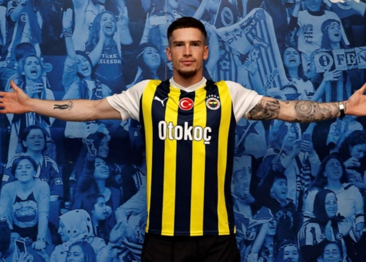 Fenerbahçe, Ryan Kent'i renklerine bağladı 1 Fenerbahçe, Ryan Kent’i renklerine bağladı