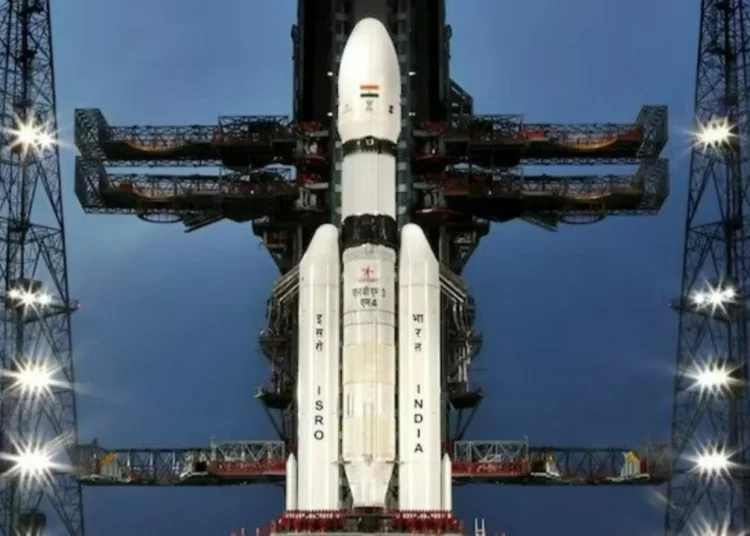 İniş yapılabilirse ilk ülke olacak: Hindistan Ay'ın karanlık yüzüne uzay aracı gönderdi 1 İniş yapılabilirse ilk ülke olacak: Hindistan Ay’ın karanlık yüzüne uzay aracı gönderdi