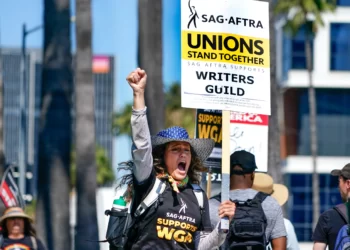 Hollywood’da tarihi grev