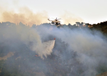 Hatay, Çanakkale ve Mersin’de yangına müdahale sürüyor
