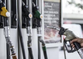 Benzine zam geliyor