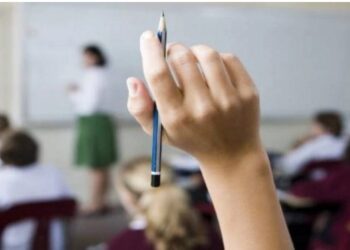 Liselerden kaçış sürüyor: 1.7 milyon öğrenci açık öğretimde