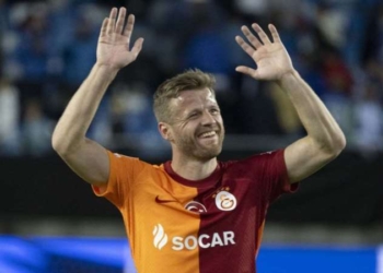 Galatasaray forması giyen Fredrik Midtsjö, Pendikspor yolcusu