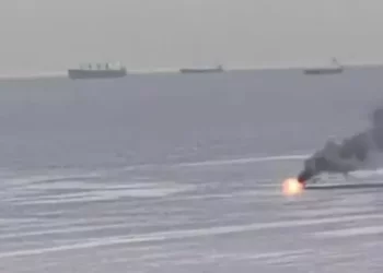 Karadeniz limanında insansız deniz araçları Rus savaş gemisini vurdu