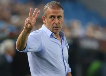 Abdullah Avcı ve batan bir takım