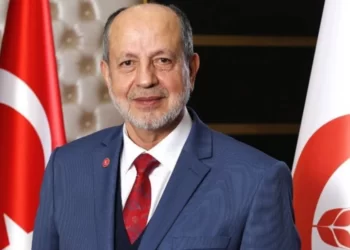 Yeniden Refahlı Ali Yüksel: Tek eşlilik erkeklerin kadınlara tuzağıdır