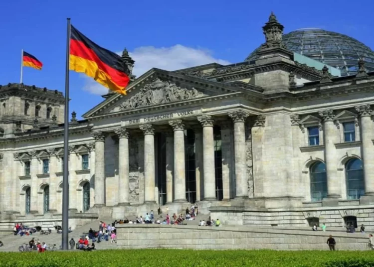 Almanya vatandaşlığa geçişi kolaylaştırıyor: İşte yeni yasayla gelecek değişiklikler