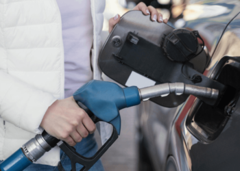 Benzine 1 lira 55 kuruş zam geliyor