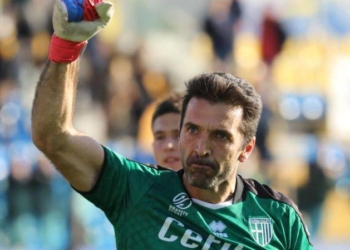 Efsanevi kaleci Buffon 45 yaşında futbolu bıraktı: Benden bu kadar beyler