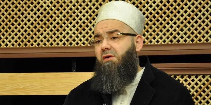 Cübbeli Ahmet: Belediye seçimlerinde de Cumhur İttifakı’na alenen destek vereceğim 1 Cübbeli Ahmet: Belediye seçimlerinde de Cumhur İttifakı’na alenen destek vereceğim