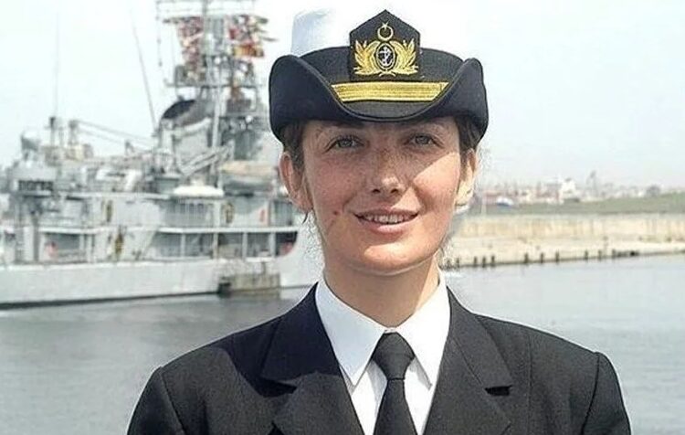 Türkiye’nin ilk kadın amirali Gökçen Fırat’ın yeni görevi belli oldu