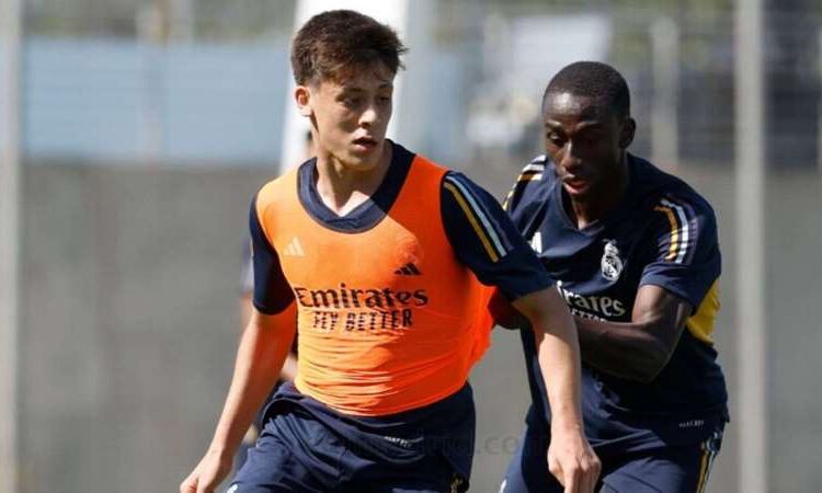 Arda Güler ameliyat oldu; en az 1 ay yok 1 Arda Güler ameliyat oldu; en az 1 ay yok