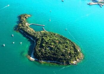 Kaşık Adası betonlaşmadan kurtuldu