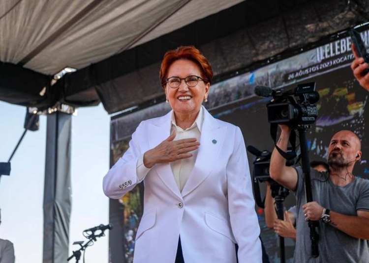 Meral Akşener’dan siyasi partilere çağrı: Ayrı ayrı seçimlere girelim 1 Meral Akşener’dan siyasi partilere çağrı: Ayrı ayrı seçimlere girelim