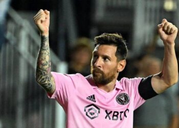 Lionel Messi büyülemeye devam ediyor