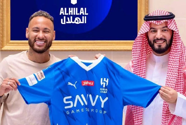 Suudi Arabistan, milyarlarca dolarlık futbol yatırımları ile neyi amaçlıyor?