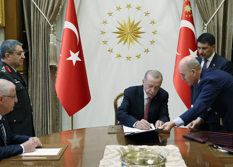 YAŞ kararları, Resmi Gazete’de: İşte general ve amiral terfi listeleri