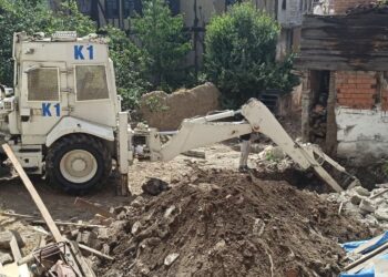 Ölen polisin eşi: ‘Bahçeye el bombası gömdü’