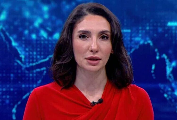 Canlı yayında "Gazetecilik büyük kıskaçta" diyen Afşin Yurdakul, Habertürk'ten ayrıldı 1 Canlı yayında “Gazetecilik büyük kıskaçta” diyen Afşin Yurdakul, Habertürk’ten ayrıldı