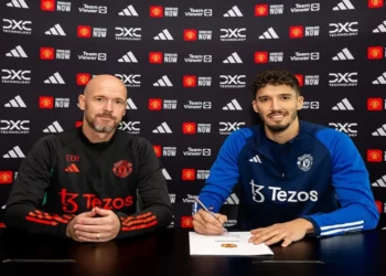 Altay Bayındır resmen Manchester United’da