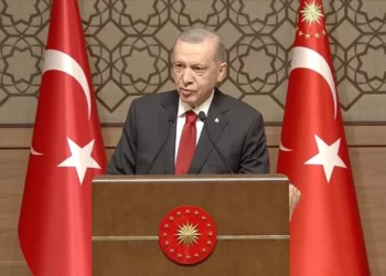 Ekonomide hedefler aşağı yönlü revize edildi