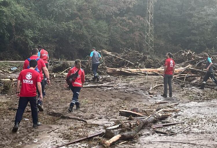 Kırklareli’nde sel felaketi: 3 kişi öldü, 3 de kayıp var 1 Kırklareli’nde sel felaketi: 3 kişi öldü, 3 de kayıp var