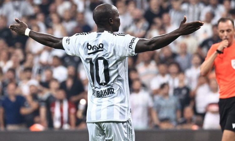 6’da 6 yapan Beşiktaş da Konferans Ligi gruplarında