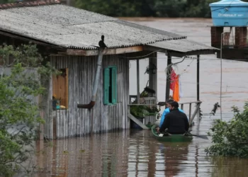 Brezilya’da etkili olan tropikal kasırgada ölenlerin sayısı 40’a çıktı