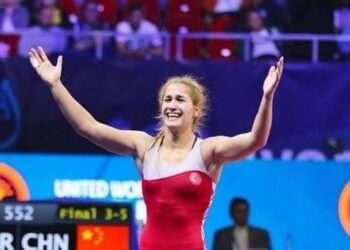 Dünya Güreş Şampiyonası’nda Buse Tosun Çavuşoğlu altın madalya kazandı