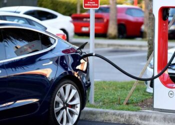 AB’den Çin’in elektrikli otomobillerine soruşturma