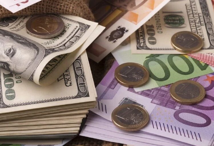 Dolar ve eurodaki hareketlilik devam ediyor