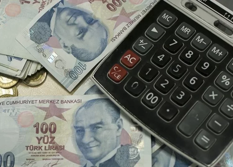 Kulis: ‘Emekliye ara zam da yok, ikramiye de’