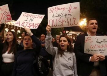 Karabağ’da ateşkes sonrası Ermenistan karıştı